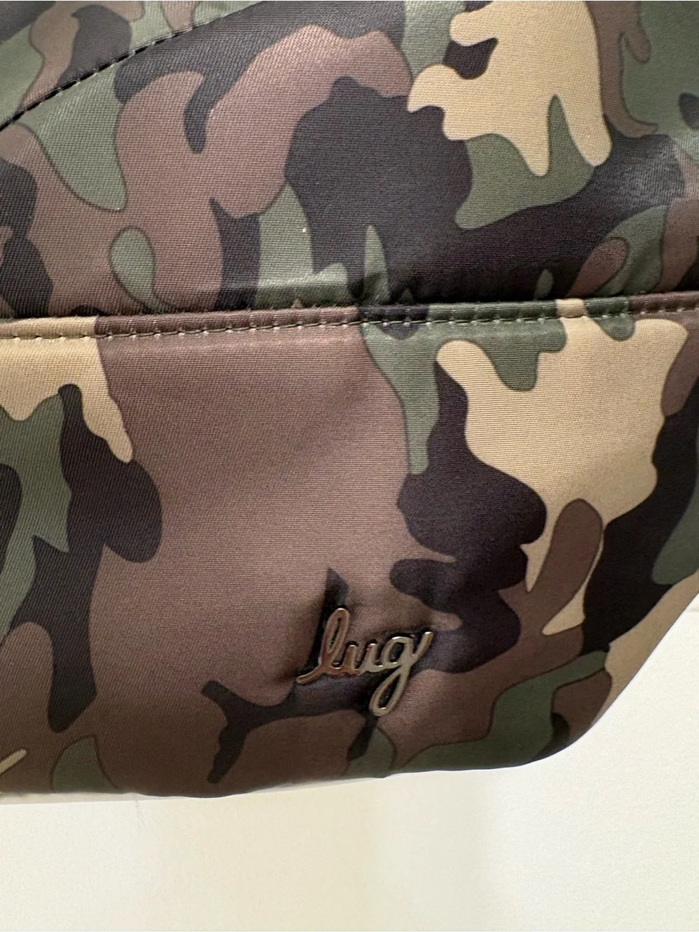 lug compact belt